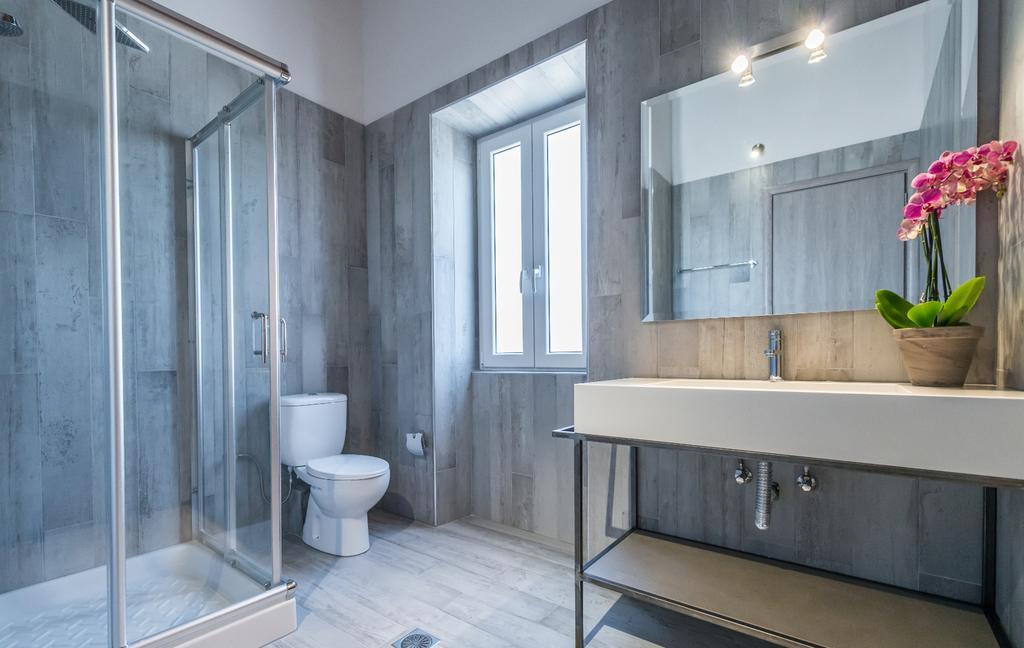 Villa Callisto- Elegant Restored Villa With Pool Gyri Екстер'єр фото